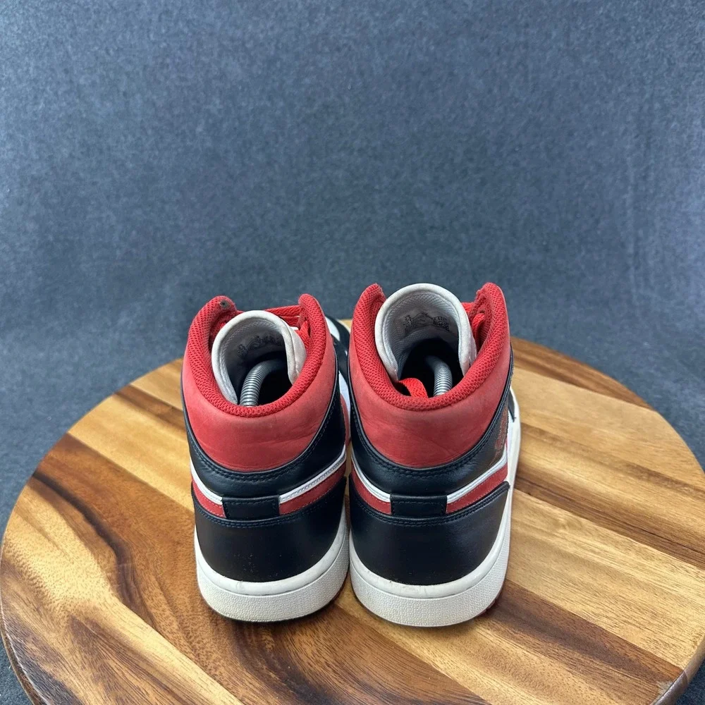 VNDS Air Jordan 1 Mid Gym Red Mens Size 9.5 Shoes Black Toe Sneakers 554724-122